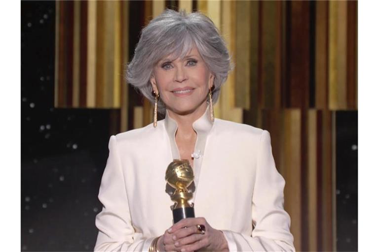 Schauspielerin Jane Fonda ist bei den Golden Globes für ihr Lebenswerk geehrt worden. In ihrer stark beachteten Dankesrede forderte sie mehr Diversität in Hollywood. Foto: NBC/AP/dpa