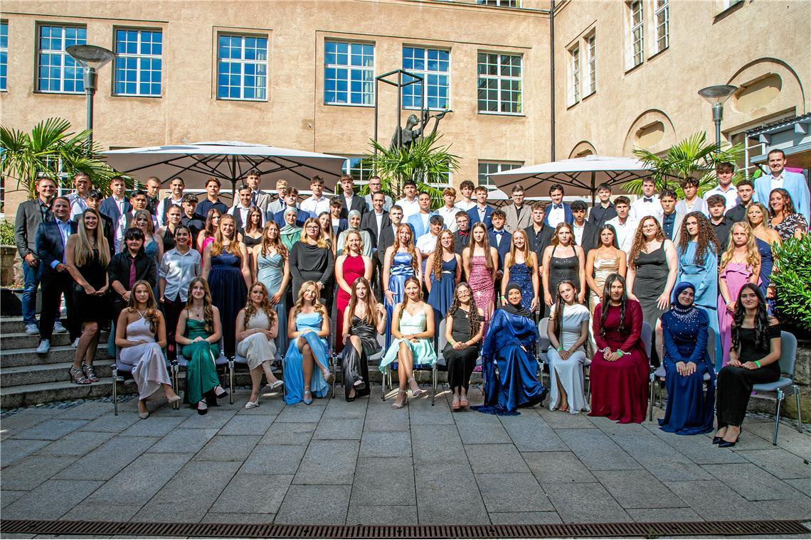 Schickhardt-Realschule Backnang, Hauptschulabschluss: Serenay Bastürk, Leart Ber...