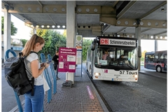Schienenersatzverkehr auf der Strecke zwischen Backnang und Marbach am Neckar ist in den vergangenen Monaten fast schon der Normalzustand, so auch im September vergangenen Jahres aufgrund von Unwetterschäden. Archivfoto: Jörg Fiedler