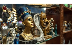 Schlangen-Souvenirs aus Ägypten.