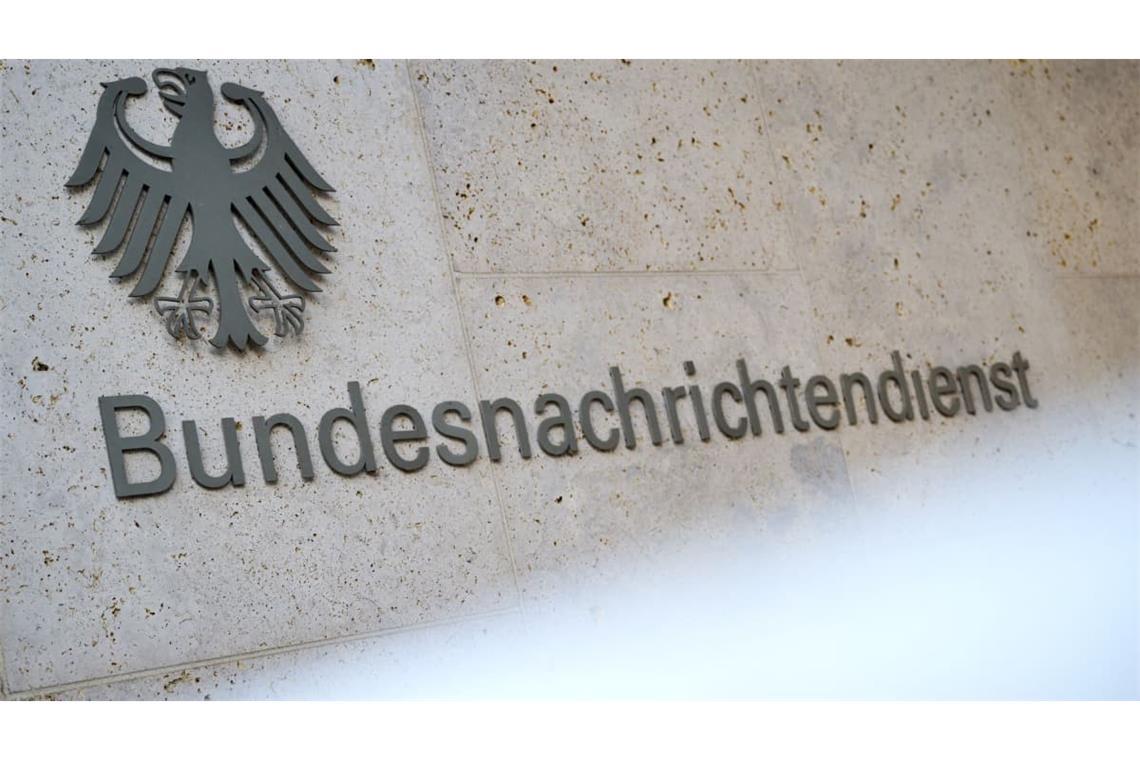 Schlechtes Licht auf Deutschlands Außengeheimdienst BND: Der ehemalige Präsident August Hanning wurde wegen Spionageverdachts festgenommen.