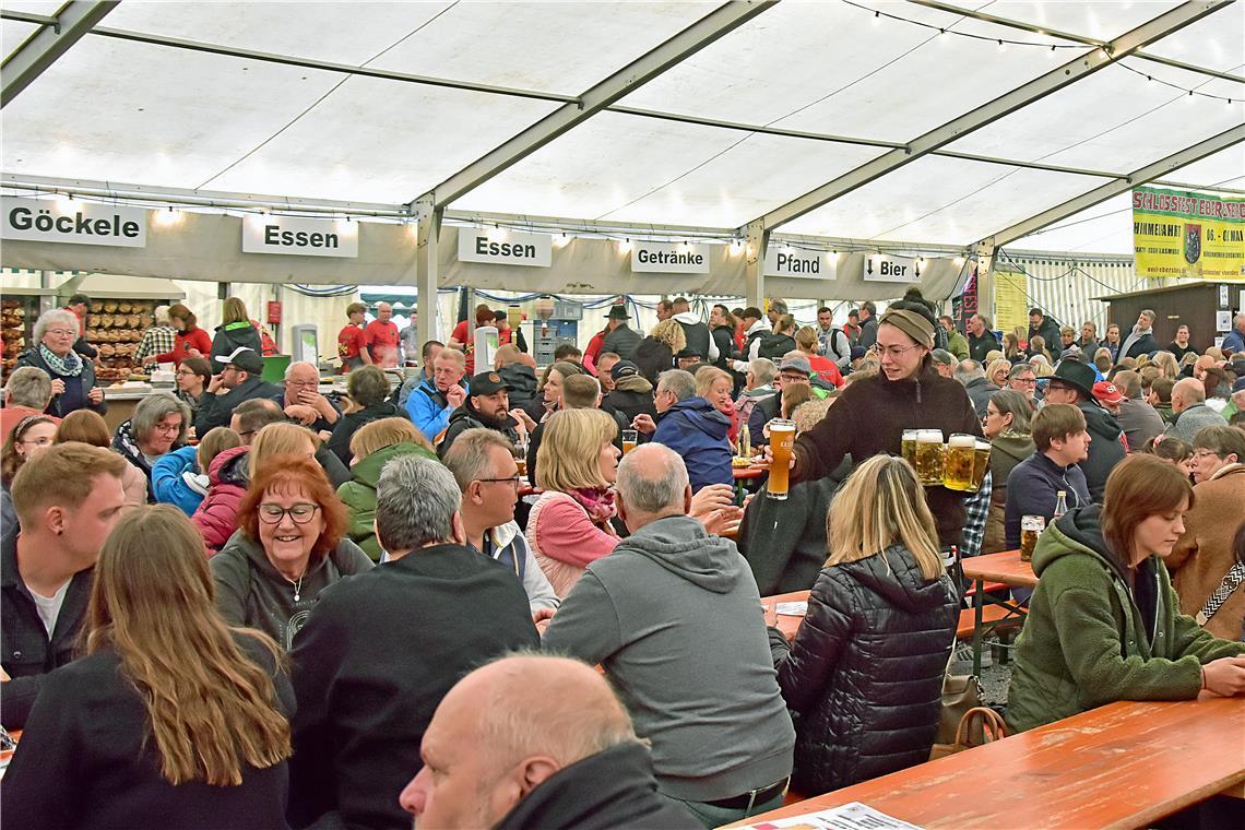 Schlossfest auf dem Ebersberg. 