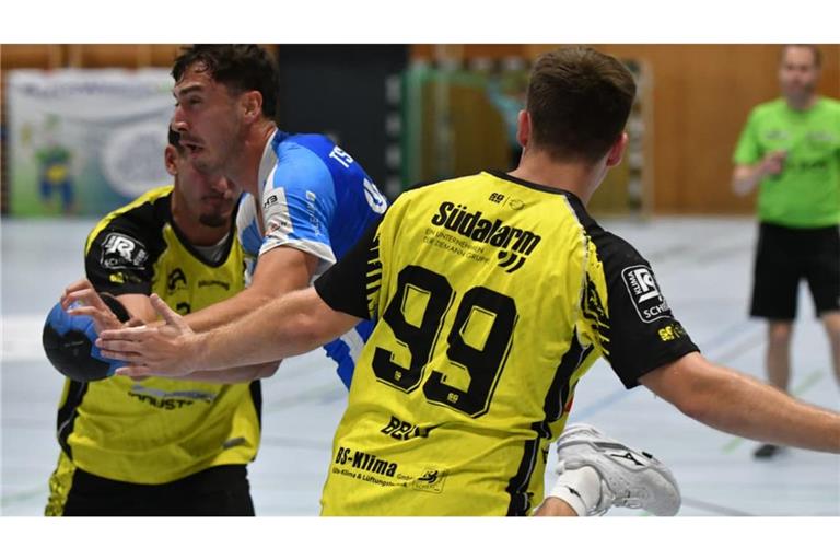 Schmerzhaft, aber erfolgreich –&nbsp; Robin Paul und die Handballer des TSV Schmiden