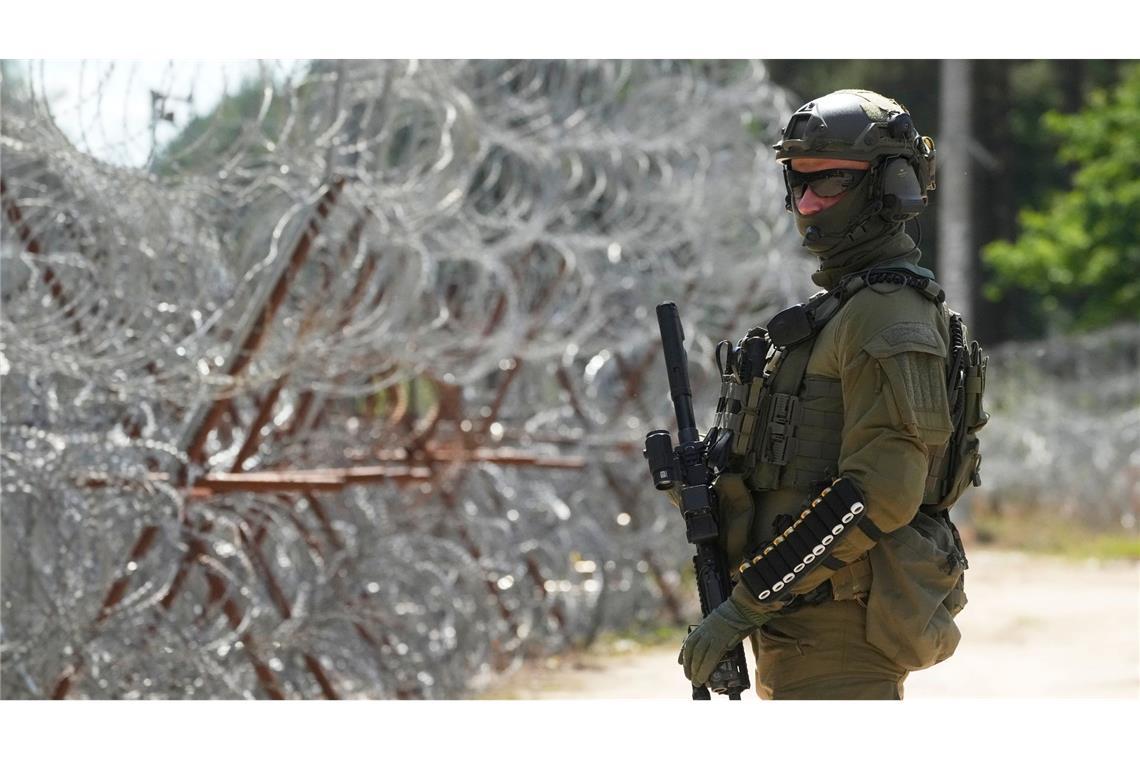 Schmuggel-Ballons haben die streng bewachte Grenze zwischen Belarus und Polen überflogen. (Archivbild)