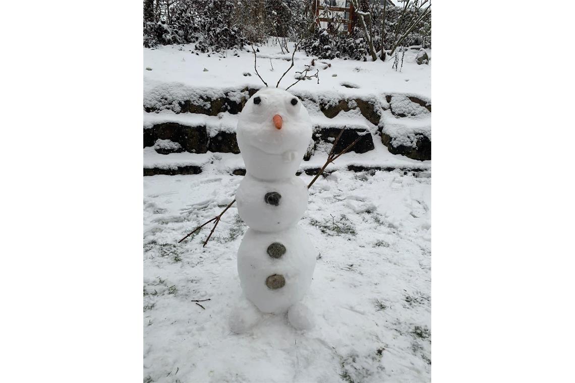 Schneemann Olaf von Silke Schmidt und ihren Kindern. 