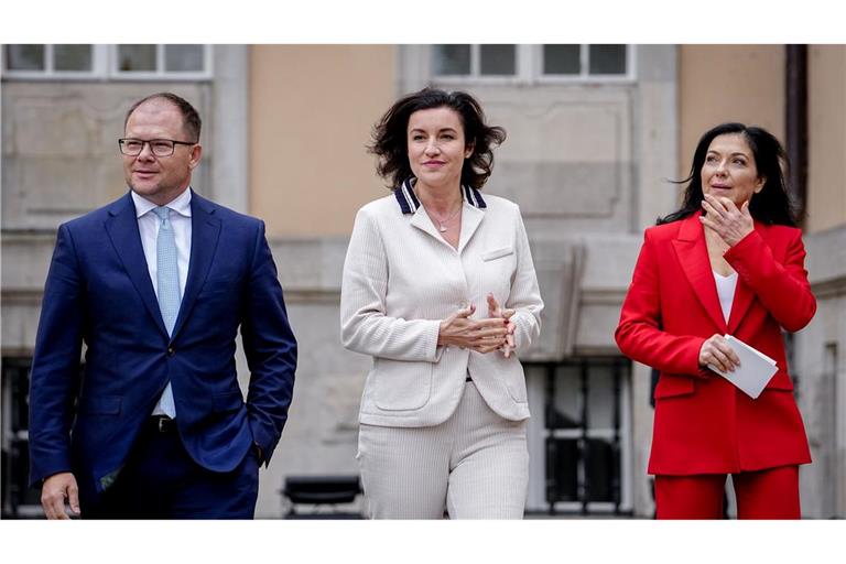 Schneider trat gemeinsam mit Wirtschaftsministerin Reiche und Forschungsministerin Dorothee Bär vor die Presse.