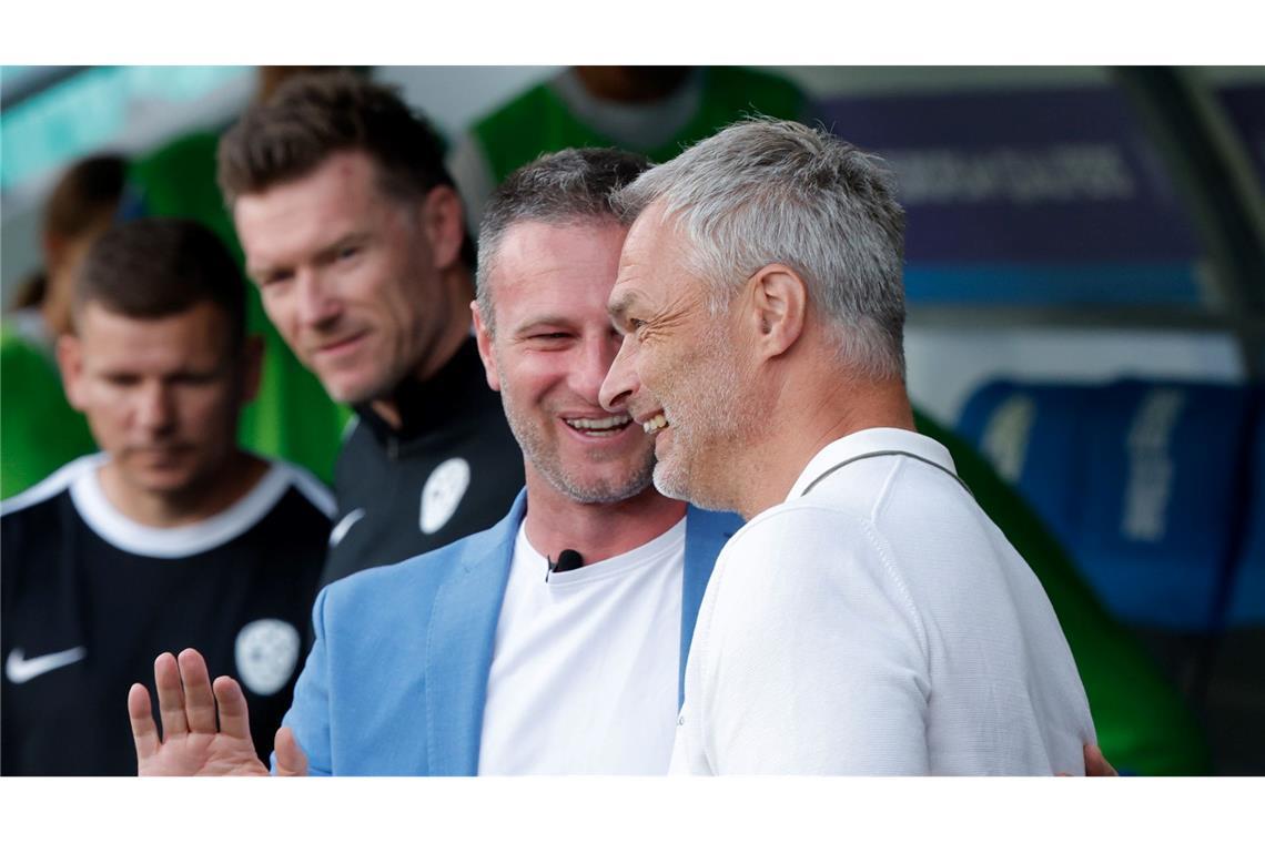 Schöne Bescherung: Bundestrainer Christian Wück (r) erhält zum 53. Geburtstag einen Auswärtssieg.