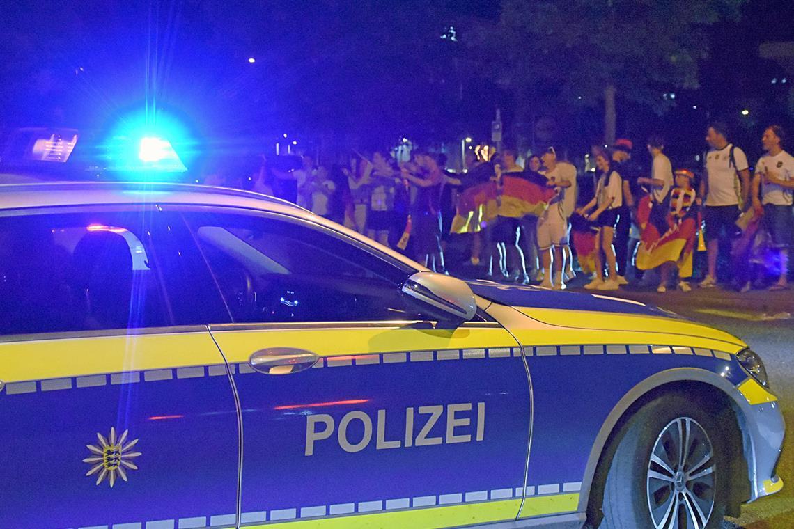 Schon bei der Fußball-Europameisterschaft im eigenen Land vor zwei Jahren war die Polizei in Backnang nach Siegen der deutschen Mannschaft gefordert. Archivfoto: Tobias Sellmaier