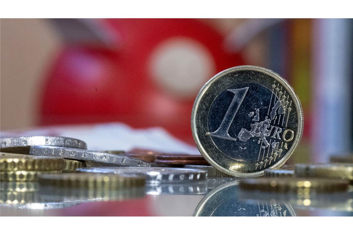 Studie: Mädchen wissen weniger über Wirtschaft als Jungen Schon in der Schulzeit zeigen sich Unterschiede im Finanzwissen von Mädchen und Jungen. (Symbolbild)