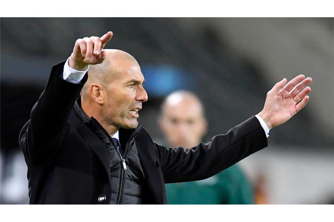 Deschamps sagt nach der WM "Au Revoir" - Kommt Zidane? Schon länger gibt es Spekulationen um Zidane als nächsten französischen Nationalcoach.