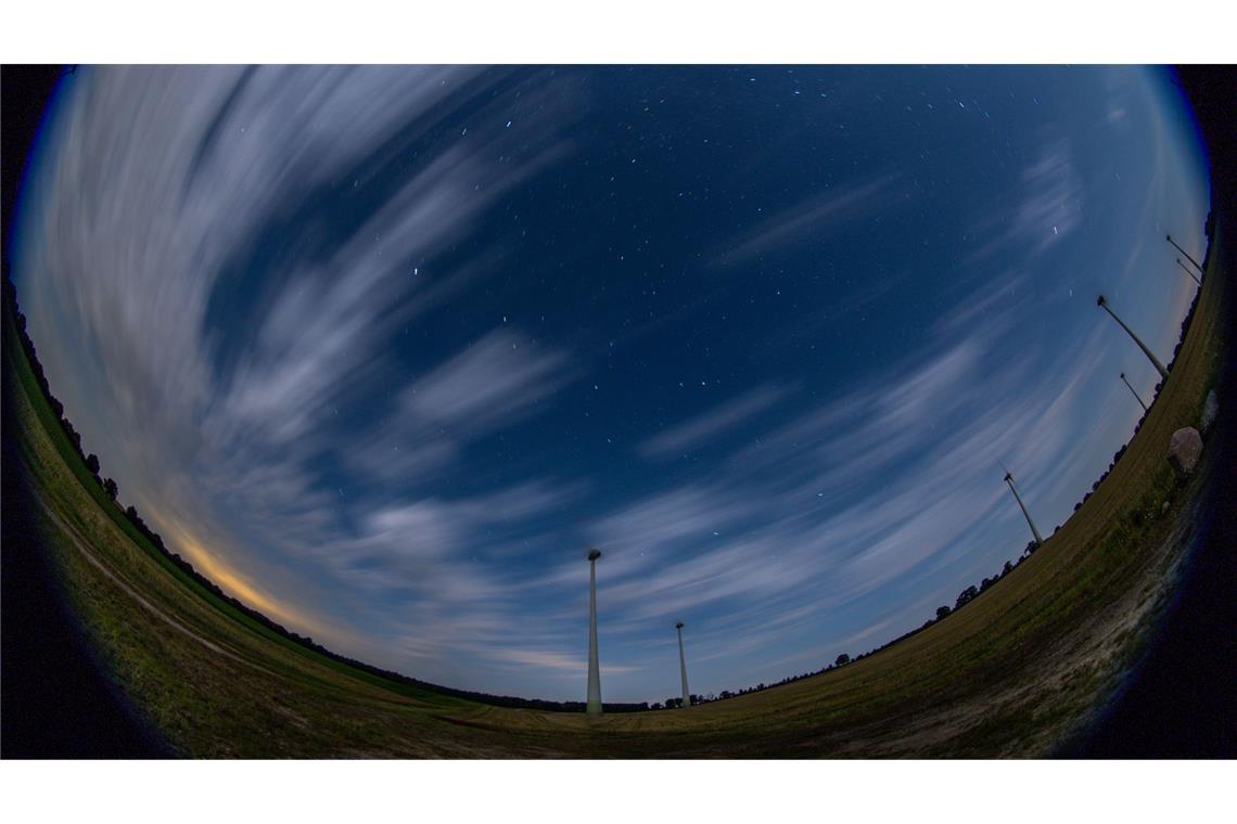 Kosmisches Spektakel: Perseiden über Deutschland Schon seit Monatsbeginn tauchen die Meteore am Nachthimmel auf.