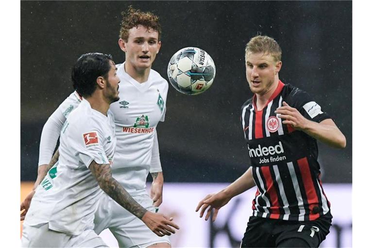 Schon vor dem Spiel von Werder Bremen bei Eintracht Frankfurt herrscht eine angespannte Atmosphäre. Foto: Silas Stein/dpa