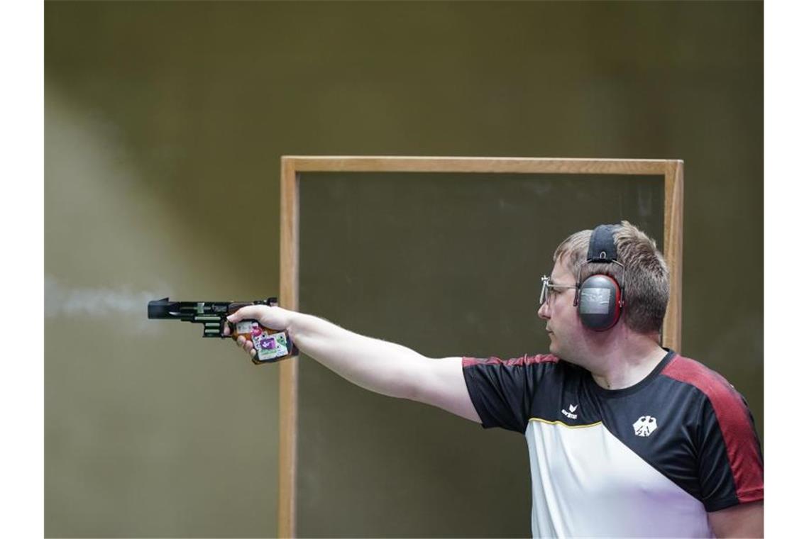 Das war die Olympia-Nacht Schoss über die 25-Meter-Distanz an einer Medaille vorbei: Christian Reitz. Foto: Alex Brandon/AP/dpa