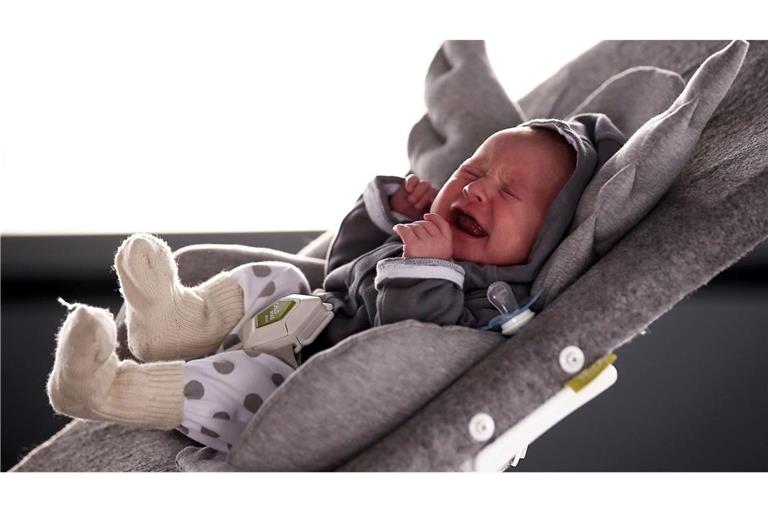 Schreit ein Baby oft und lange, ist das emotional oft sehr belastend. (Archivbild)