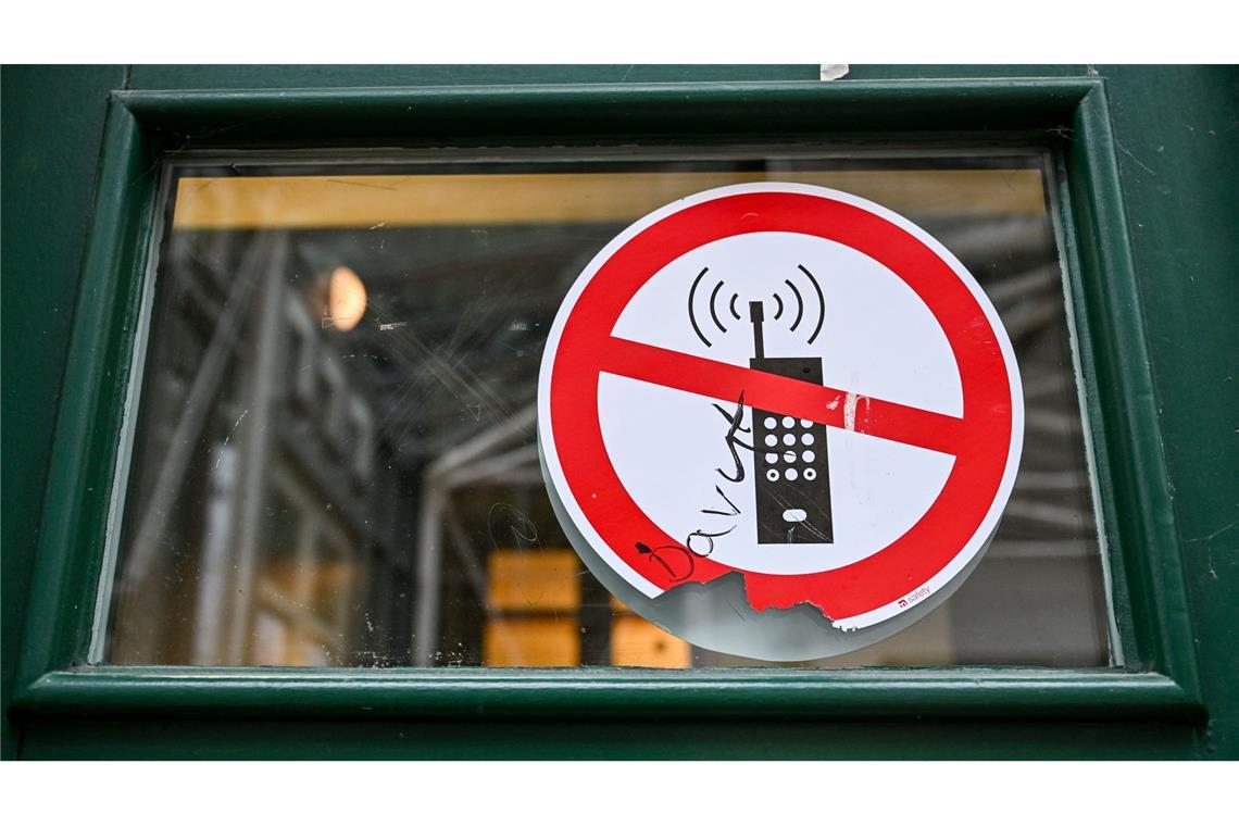 Schulschluss für Smartphones: Schweden plant ein Handyverbot an allen Schulen bis zur neunten Klasse. (Archivbild)