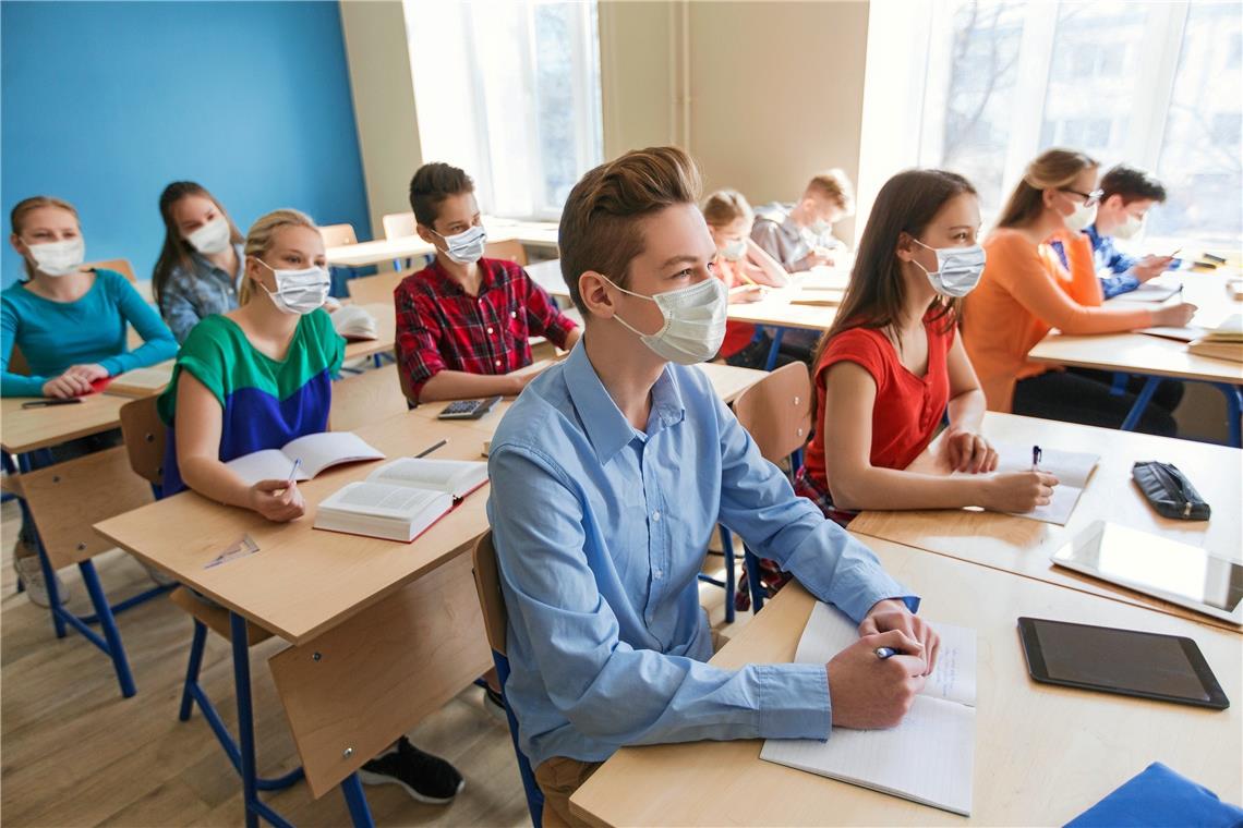 Schulsozialarbeit ist in Zeiten von Corona vielleicht wichtiger denn je. Selbst hinter schönen Fassaden kann so manche „Baustelle“ liegen. Symbolfoto: stock.adobe/Syda Productions 