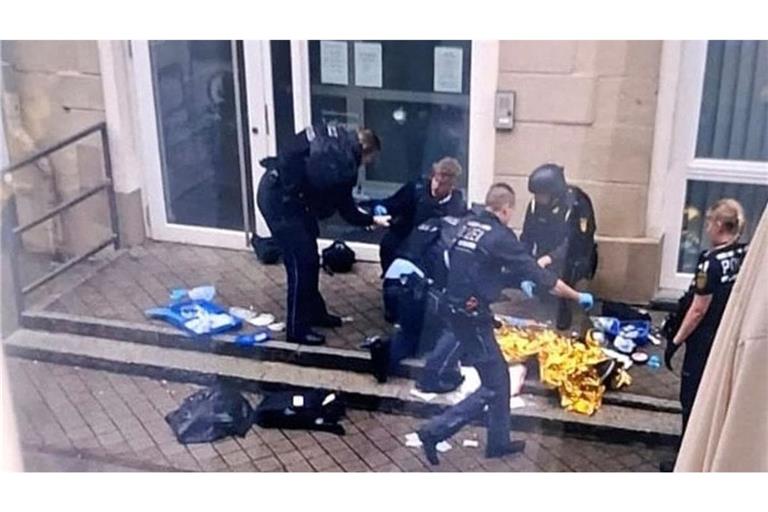 Schusswechsel in Tuttlingen: In der Rathausstraße kommt es zu einem Polizeieinsatz.