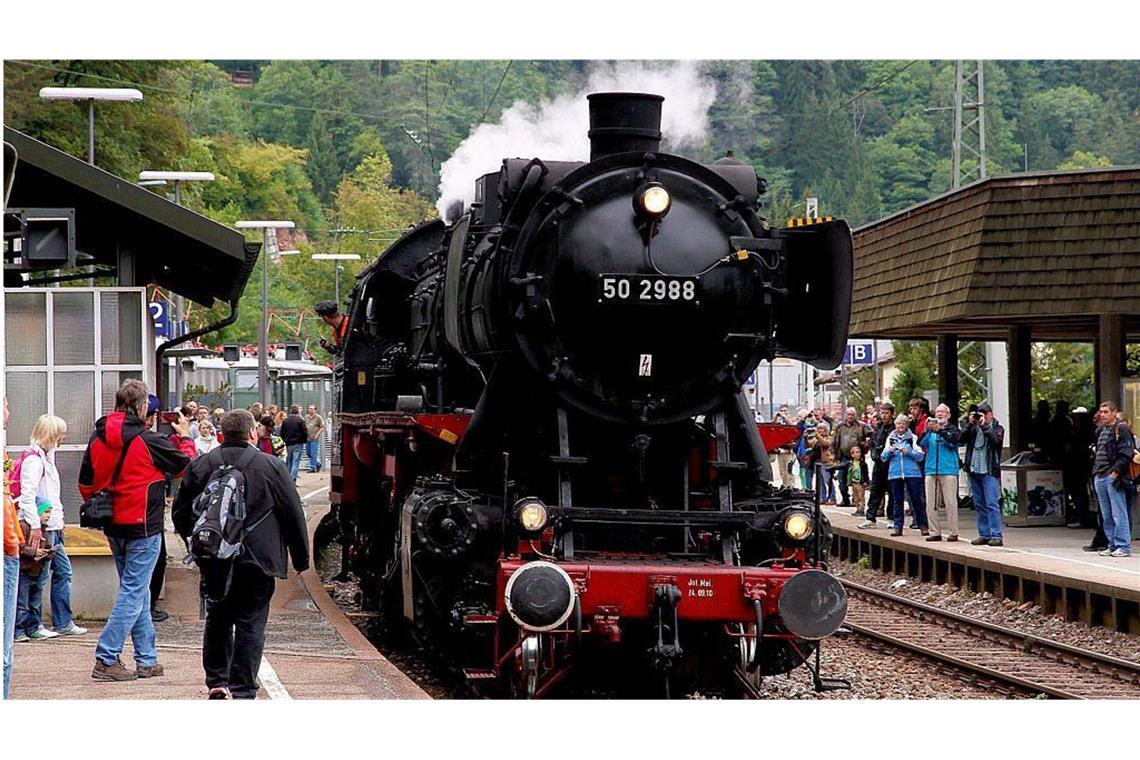Schwarzwaldbahn von Triberg über St. Georgen nach Hausach