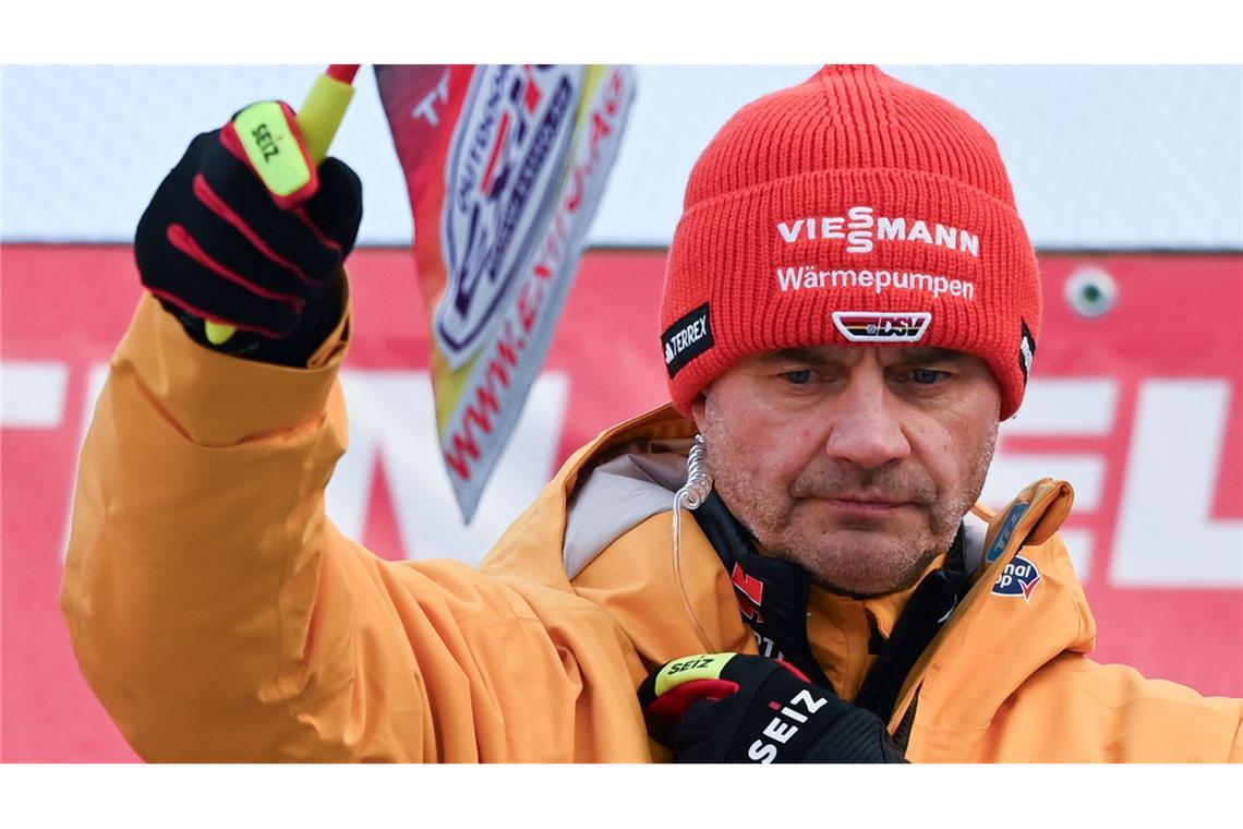 Abschied nach Olympia: Skisprung-Bundestrainer macht Schluss Schwenkt in dieser Saison letztmals die deutsche Fahne an der Schanze: Stefan Horngacher.