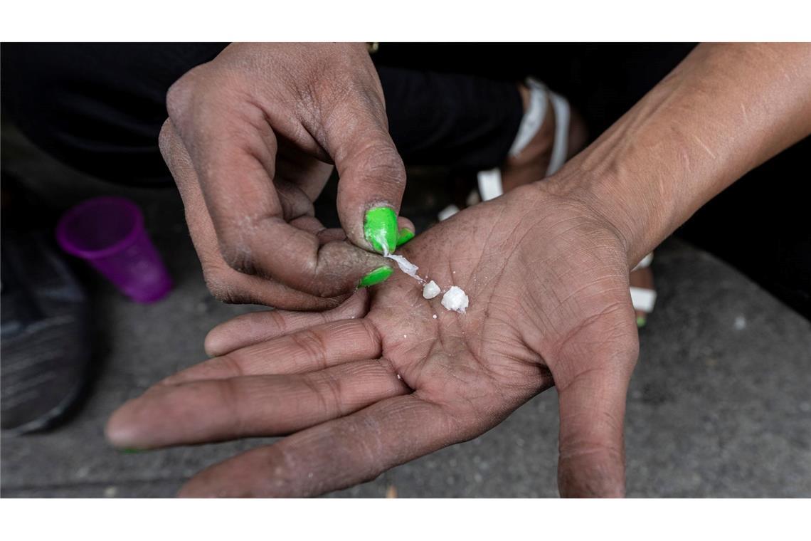 Schwerstabhängige konsumieren tägliche oft Dutzende Dosen der Droge. (Archivbild)