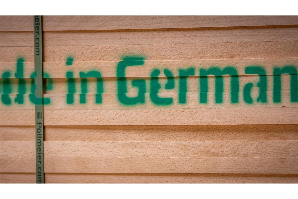 Trumps Zölle lassen Exporte in die USA einbrechen Schwierige Zeiten für Deutschlands Exporteure im Geschäft mit den USA. (Symbolbild)