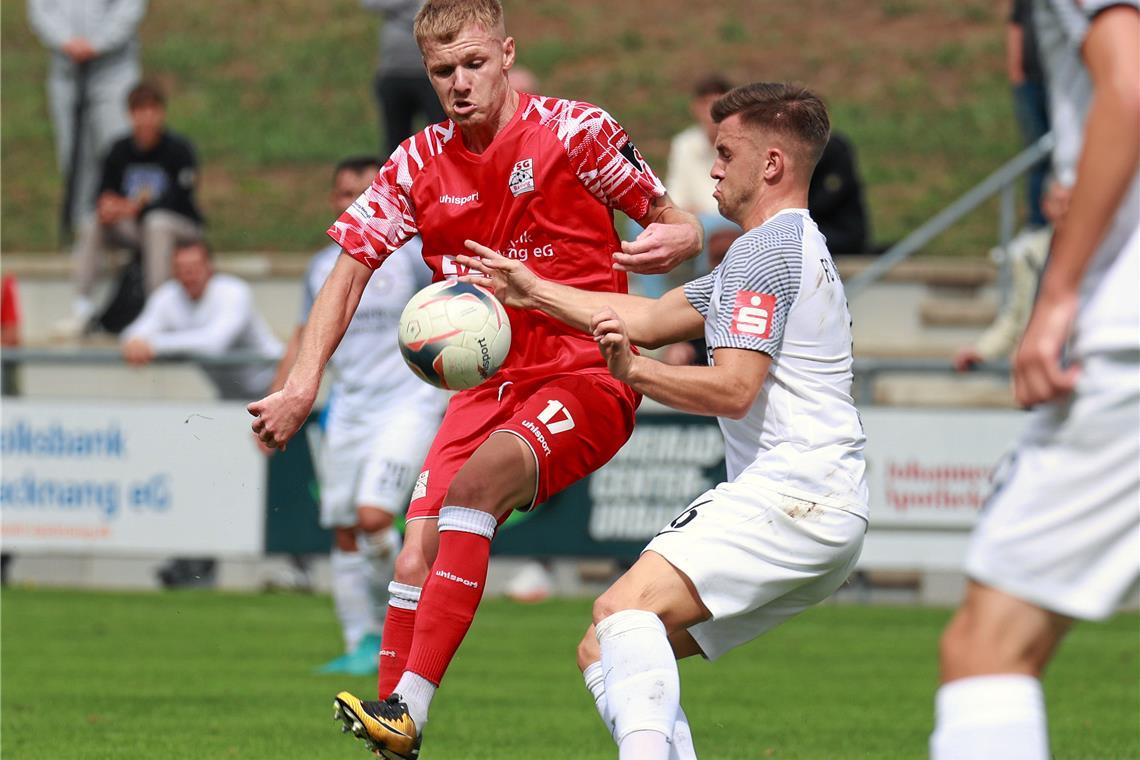 Die TSG Backnang holt Sebastian Gleißner zurück Sebastian Gleißner (links) trägt ab dem Sommer wieder das TSG-Trikot. Archivfoto: Alexander Becher