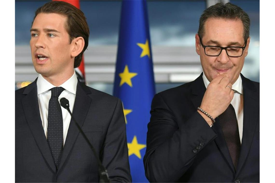 Sebastian Kurz (L) und Heinz-Christian Strache im Dezember 2017 bei der Präsentation des Koalitionsabkommens. Foto: Roland Schlager/APA