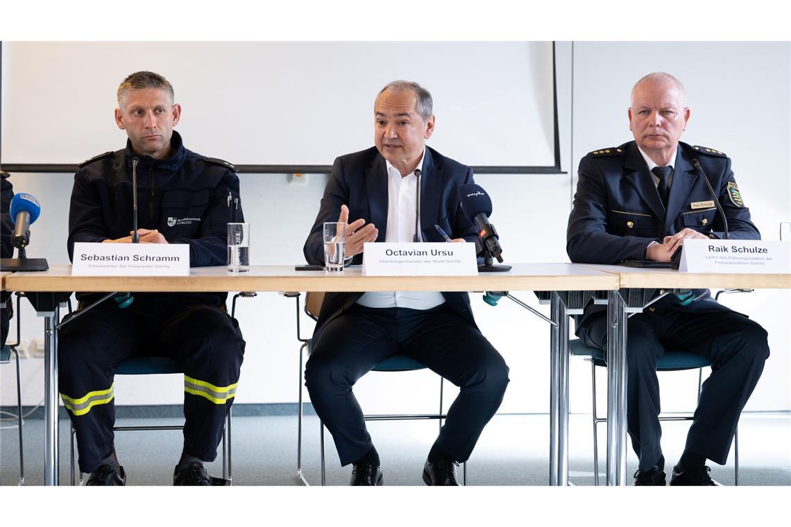 Sebastian Schramm, Einsatzleiter Feuerwehr Görlitz, berichtete von einem herausfordernden Einsatz.