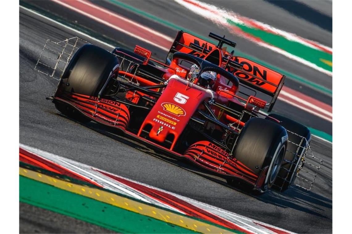 Sebastian Vettel erlitt bei den ersten Formel-1-Tests dieser Saison den nächsten Rückschlag. Foto: Matthias Oesterle/ZUMA Wire/dpa