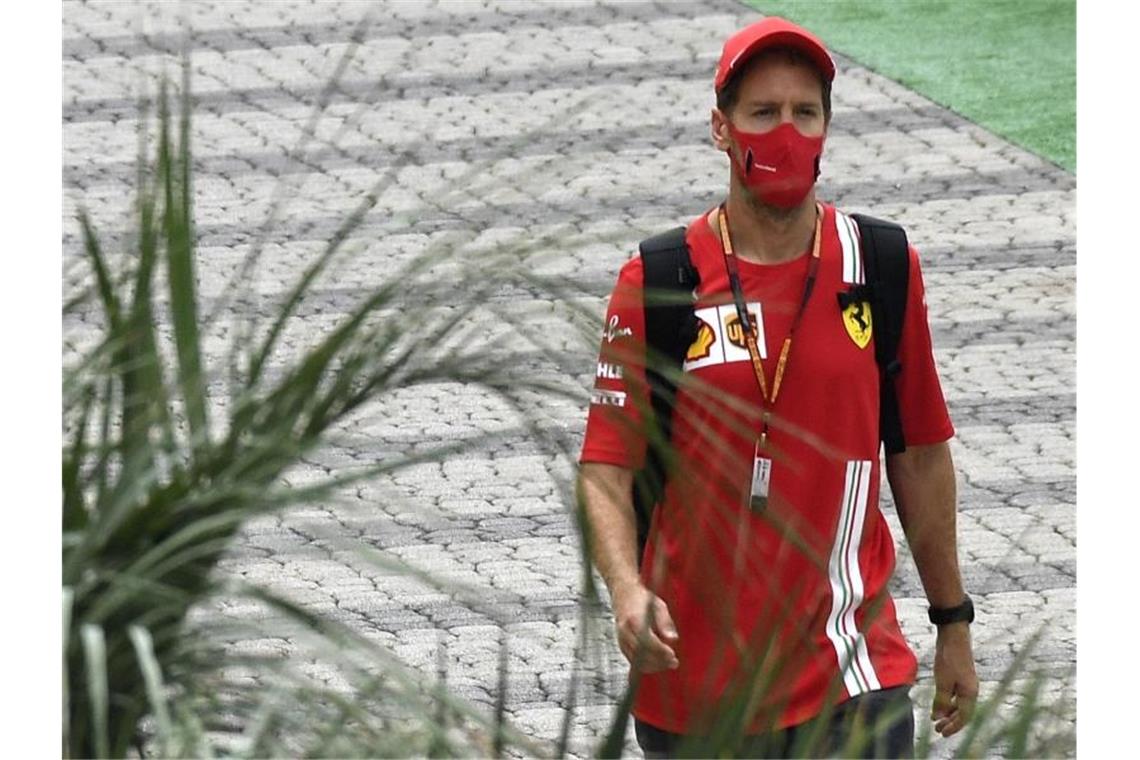 Vettel selbstkritisch über Ferrari-Zeit: „Bin gescheitert“ Sebastian Vettel wird Ferrari verlassen. Foto: Kirill Kudryavtsev/Pool AFP/AP/dpa