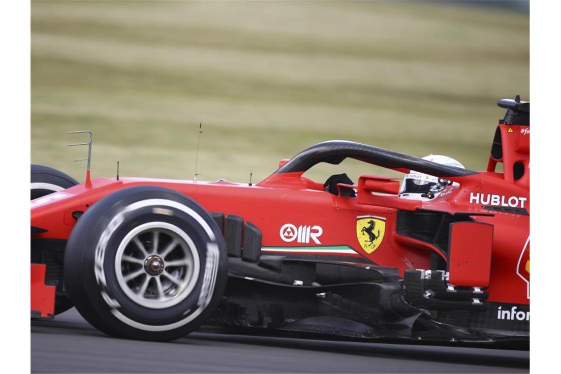 Sebastian Vettel wurde im Ferrari nur Zehnter. Foto: Bryn Lennon/Pool Getty/AP/dpa