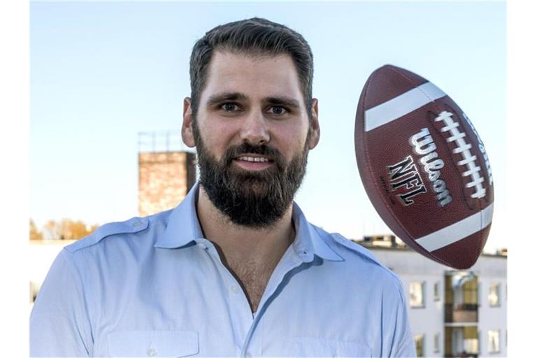 Sebastian Vollmer sieht die Draft-Pläne der NFL kritisch. Foto: Jörg Carstensen/dpa