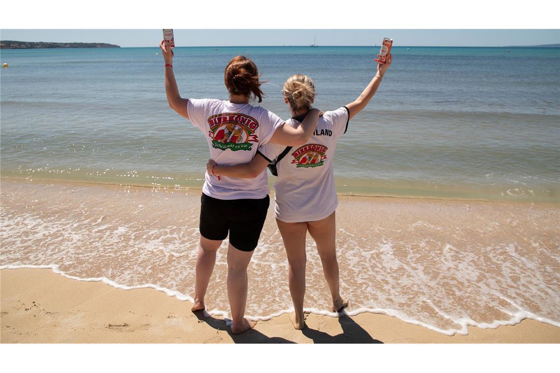 Sehnsucht nach Sonne, Strand und Urlaub auf der Insel.