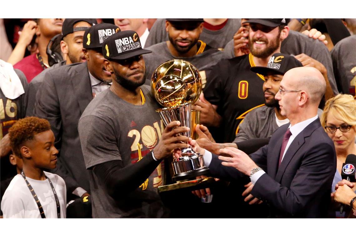 Sein größter Erfolg: James feiert den NBA-Titel 2016.
