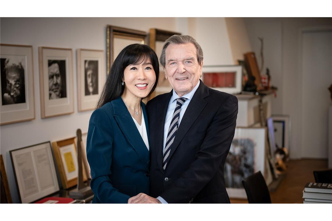 Seine Frau veröffentlichte das Weihnachtsfoto des Altkanzlers. (Archivbild)