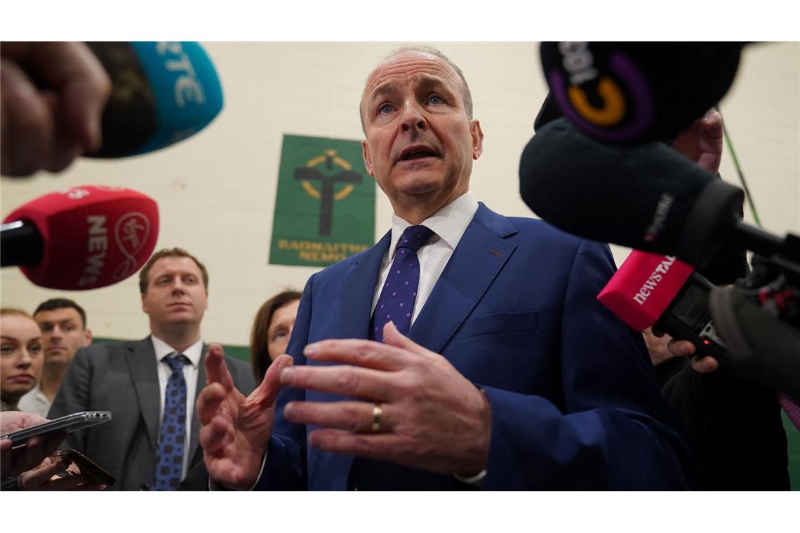 Sieg von Mitte-Rechts-Regierung bei Wahl in Irland absehbar Seine Partei Fianna Fáil liegt auf Kurs, stärkste Kraft in Irland zu werden: Vizeregierungschef Micheál Martin.
