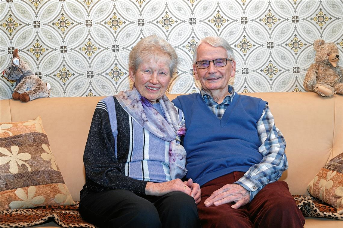 Nahe dem Kloster flammte die Liebe auf Seit 1976 wohnen Irmgard und Manfred Alf in Oberbrüden. Das Paar ist im Ort und in der Kirchengemeinde verwurzelt. Foto: J. Fiedler