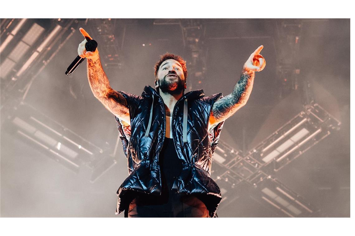 Seit 2020 ist Nico Sallach Sänger bei Electric Callboy.