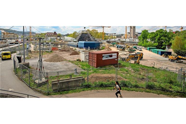 Seit Ende Januar soll an den neuen Wegen rund um das Planetarium im Stuttgarter Schlossgarten gearbeitet werden. Zu sehen ist davon allerdings derzeit wenig.