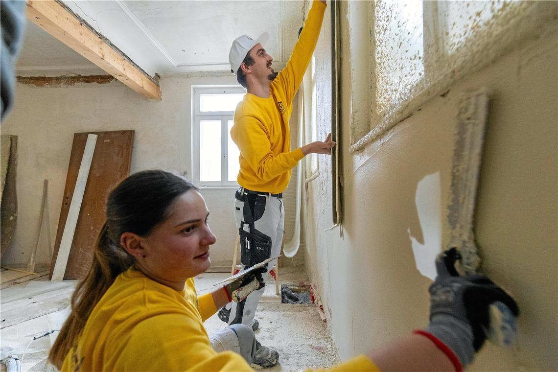 Seit mehr als einem Jahr haben Selina Diem und Alexander Trentzsch fast jeden Freitag frei. Das neue Arbeitszeitmodell der Aspacher Firma Komfortbau Hunger macht in der Region aber noch nicht Schule. Foto: Alexander Becher