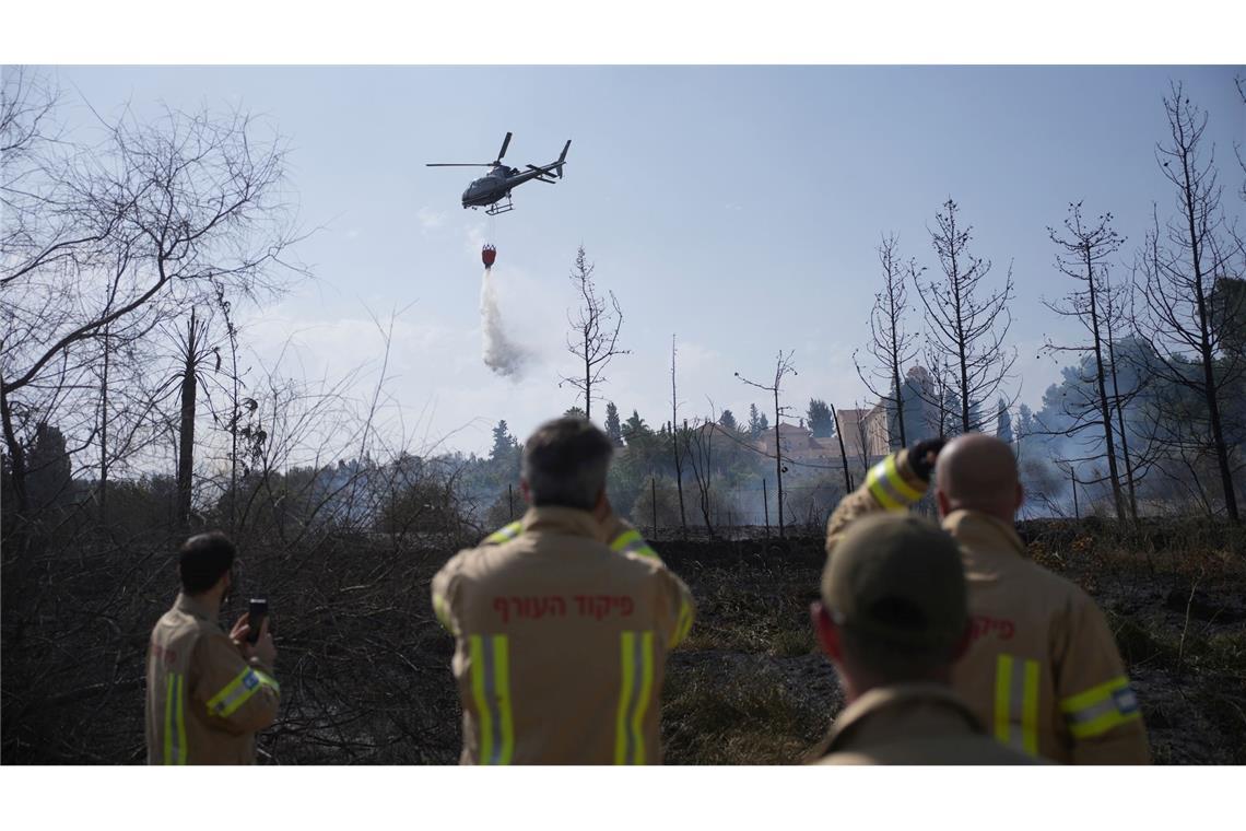 Brände bei Jerusalem laut Feuerwehr unter Kontrolle Seit Mittwoch toben in der Gegend um Jerusalem schwere Waldbrände.