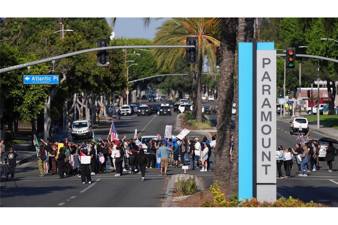 Angst vor Trumps Soldaten - Paramount nach den Krawallen Seit Tagen laufen die Demonstrationen im Großraum Los Angeles - wie hier in Paramount.
