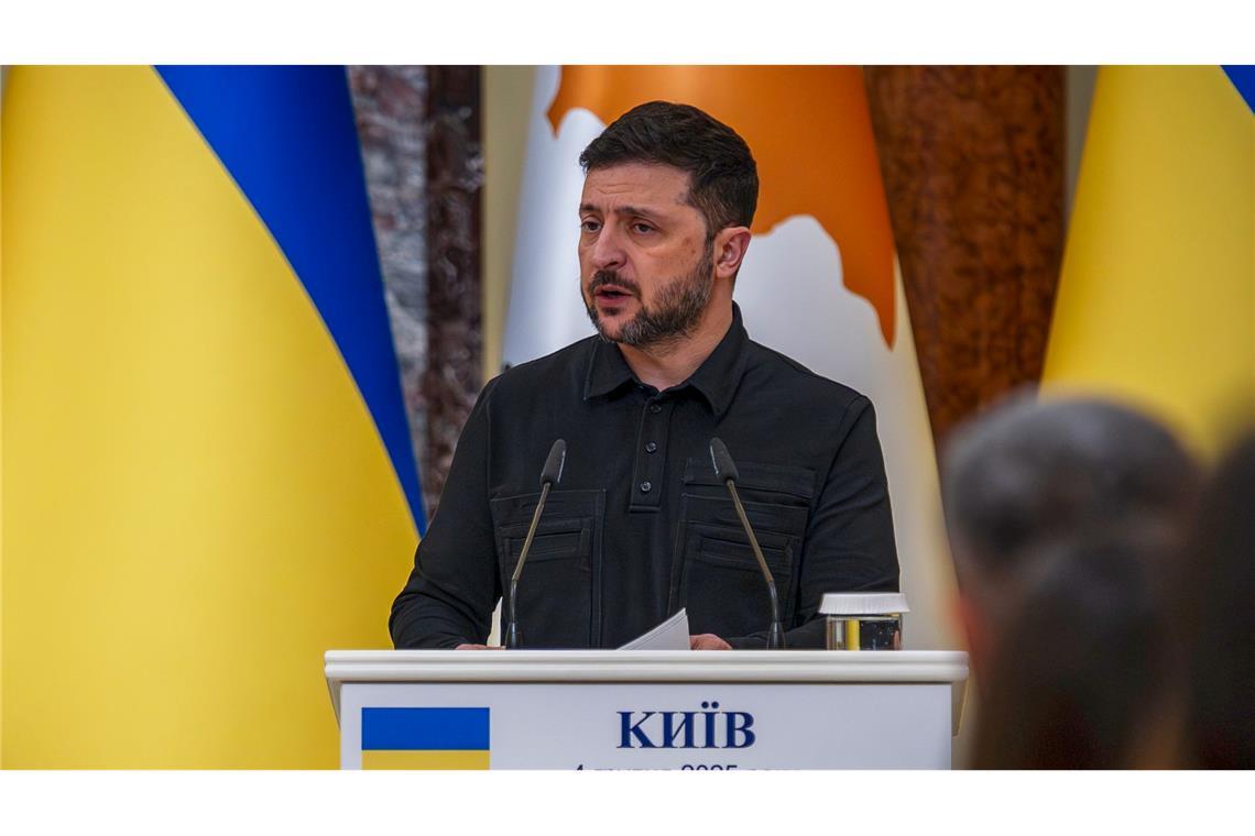 Selenskyj entlässt Jermak auch aus Sicherheitsrat.