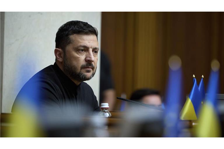 Selenskyj steht in der Ukraine unter Druck.