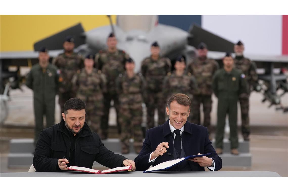 Ukraine will bis zu 100 französische Rafale-Kampfjets kaufen