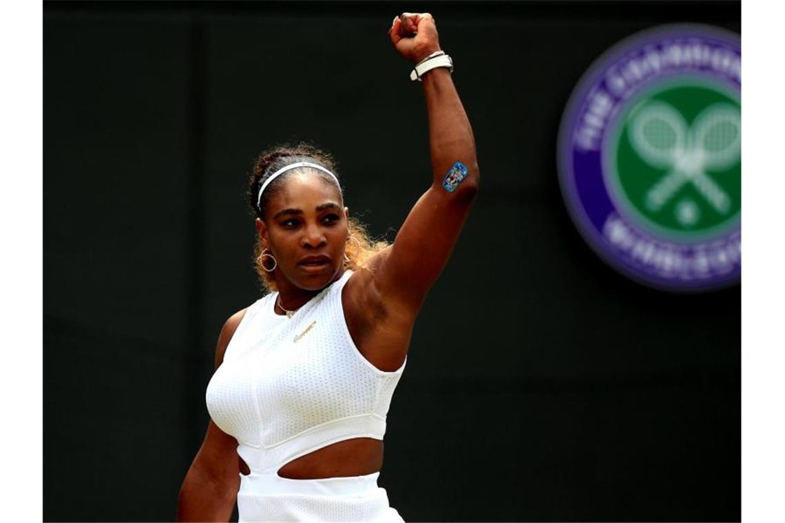 Serena Williams feiert einen Punktgewinn im Match gegen Carla Suarez Navarro. Foto: Mike Egerton/PA Wire