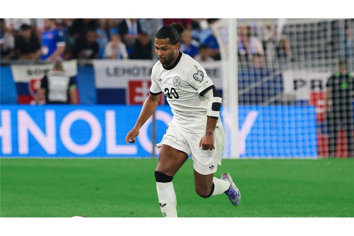 „Halte nichts davon“ – Amiri äußert sich zu Pfiffen gegen Woltemade Serge Gnabry (Note 3): Ihm sprang gleich zweimal der Ball vom Fuß, doch die Führung erzielte Serge Gnabry mit Eleganz (7.). Danach mit einigen Aktionen nach vorne. Ließ sich später zurückfallen, um überhaupt am Spiel teilzunehmen. Wurde nach einer Stunde ausgewechselt.