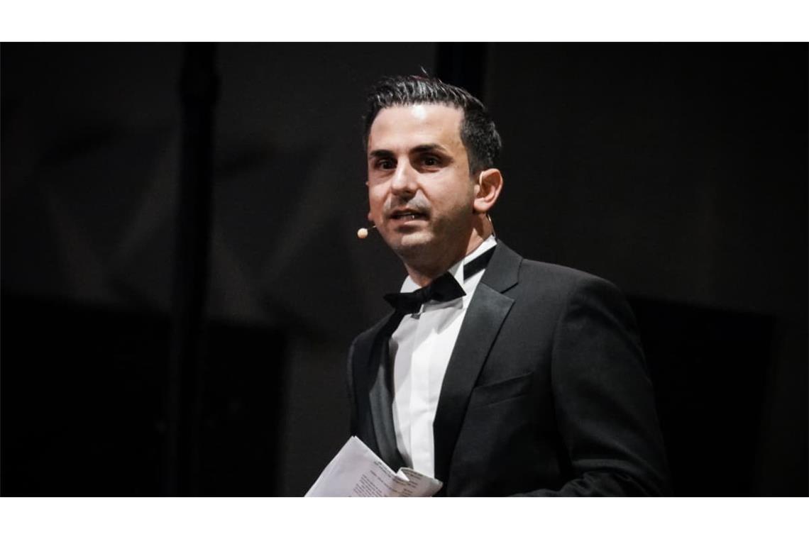 Serkan Eren bei einer STELP-Spendengala im Mercedes-Museum - jetzt wurde der Gründer der Hilfsorganisation im Iran zu einer Haftstrafe verurteilt.