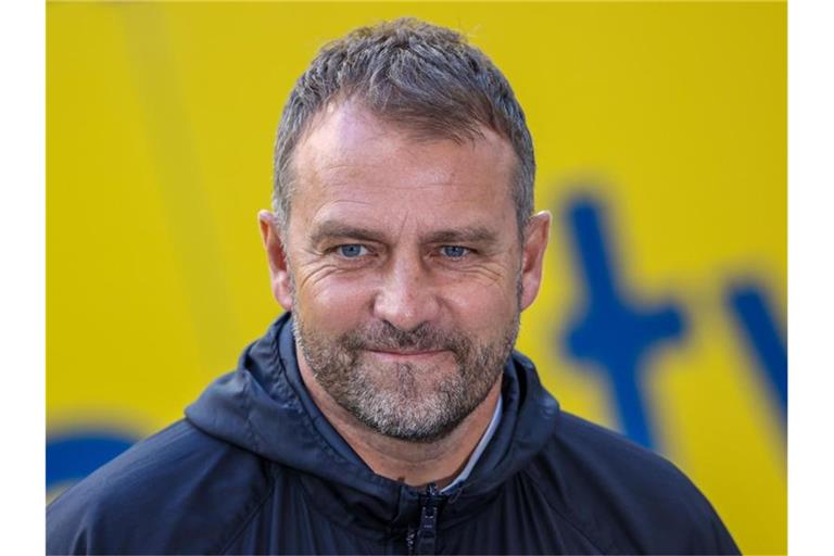 Setzt im Hinspiel gegen Paris Saint-Germain auf seine Siegerelf aus Leipzig: Bayern-Trainer Hanis Flick. Foto: Alexander Hassenstein/Getty POOL/dpa