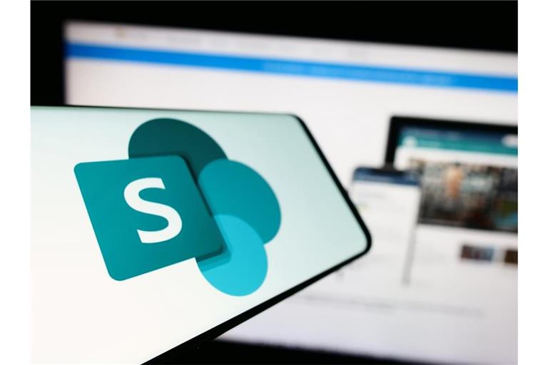 SharePoint wird weltweit genutzt. Nach der Microsoft-Sicherheitslücke fragen sich viele: Wofür braucht man SharePoint? Wir erklären es einfach und verständlich.